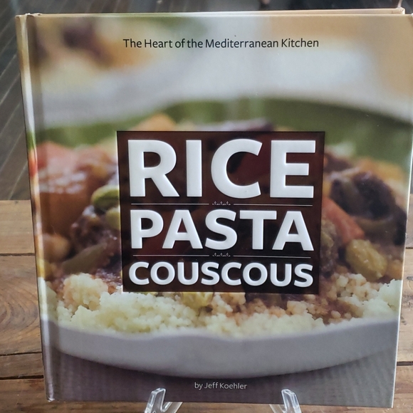 Mediterranean Cookbook - Picture 1 of 3